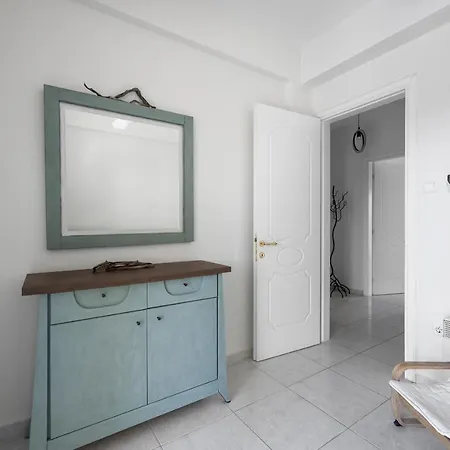 Summer Vibes By Luxlikehome *